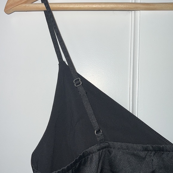 Abercrombie Silk Cami - Picture 5 of 9